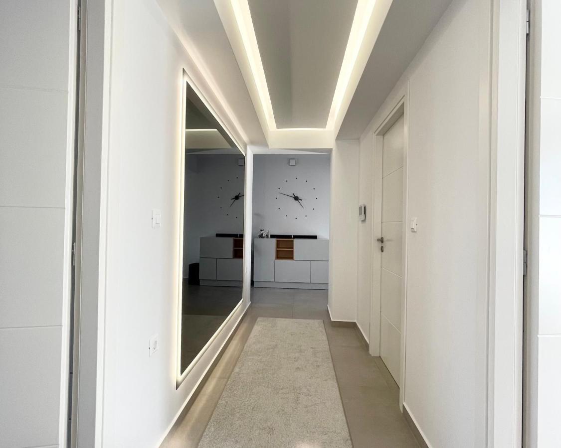 White House Kokas Luxury Apartments Kremastí 外观 照片