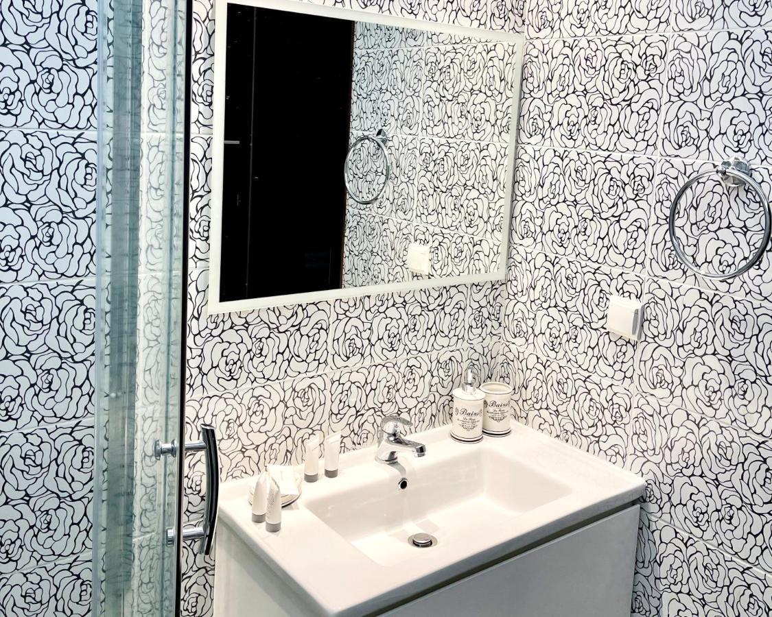 White House Kokas Luxury Apartments Kremastí 外观 照片