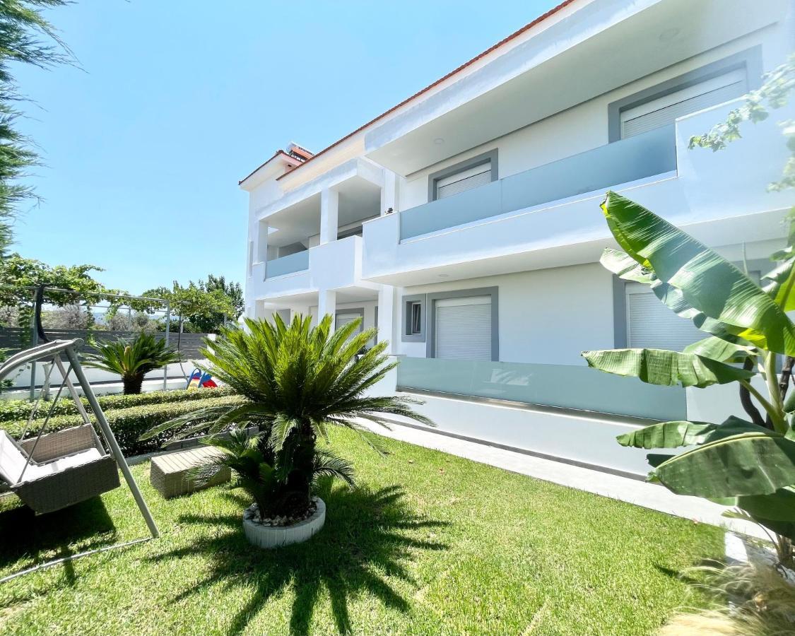 White House Kokas Luxury Apartments Kremastí 外观 照片